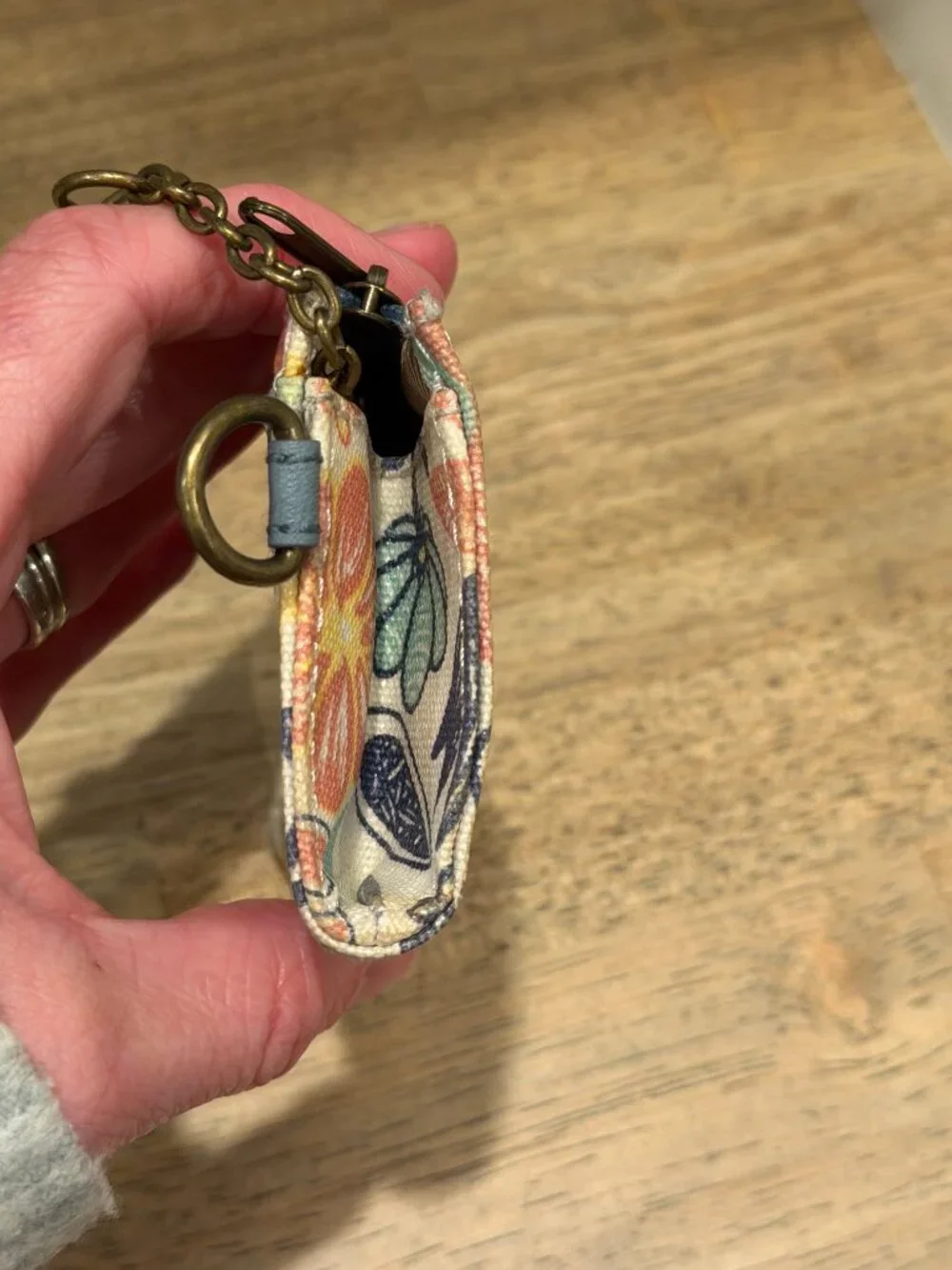 Sakroots Floral Key & Card Holder Wallet Cream Blue